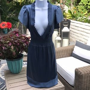 BCBG BLUE SILK DRESS WITH BELT